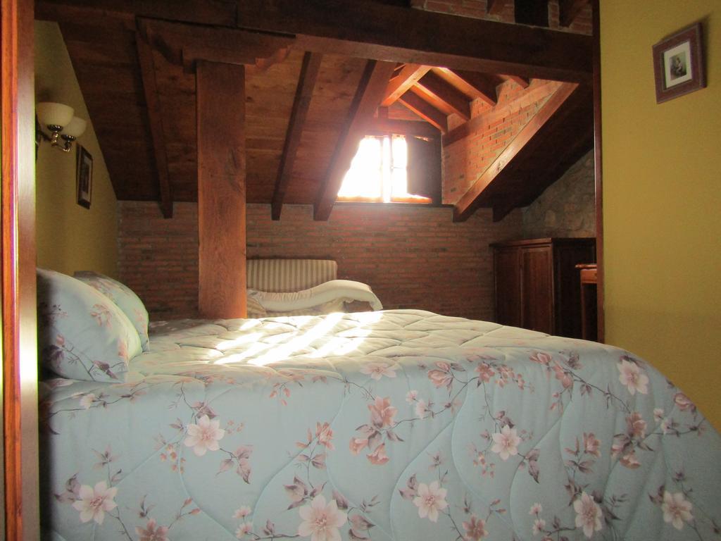 Posada La Venta De Quijas Exterior foto